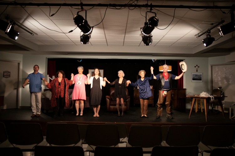 Old Ringers cast photo